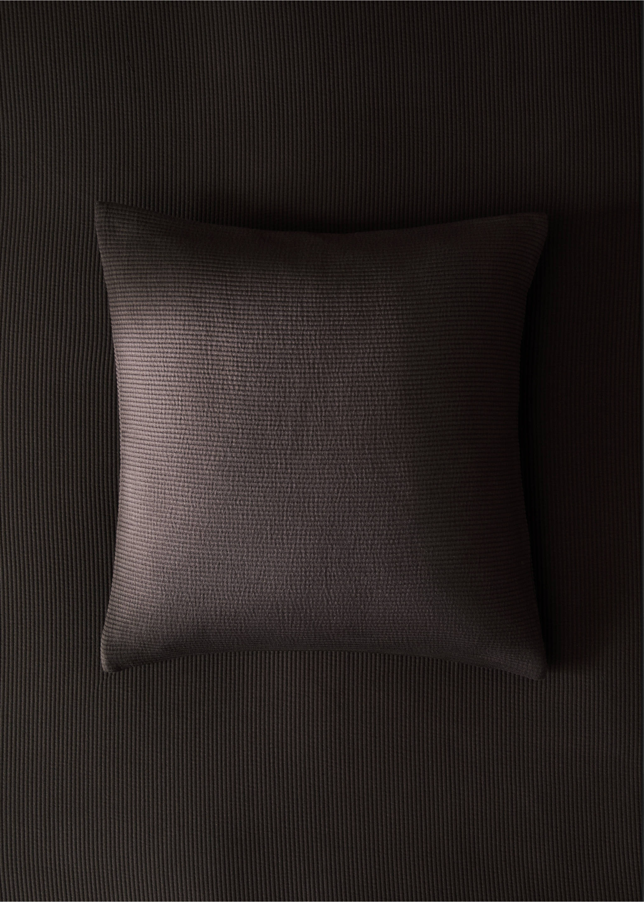 Bed cushion cas royal - General plane, Chocolate. Ref: 37062943-00.