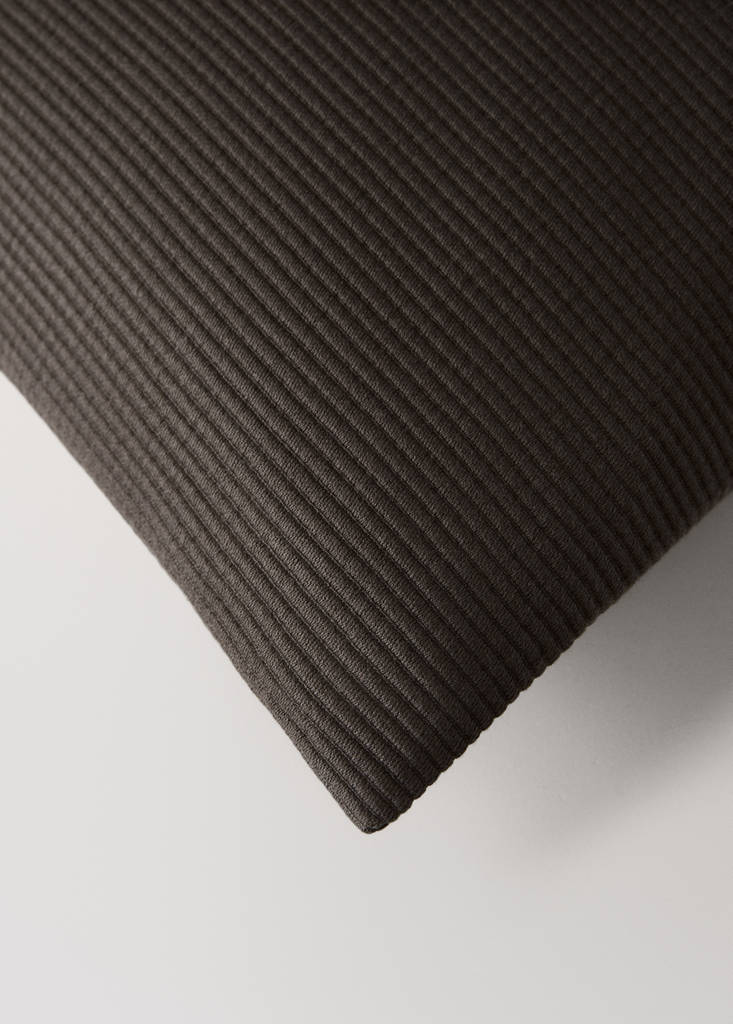 Bed cushion cover 100% cotton garment dye 50x50 - thumbnail 3
