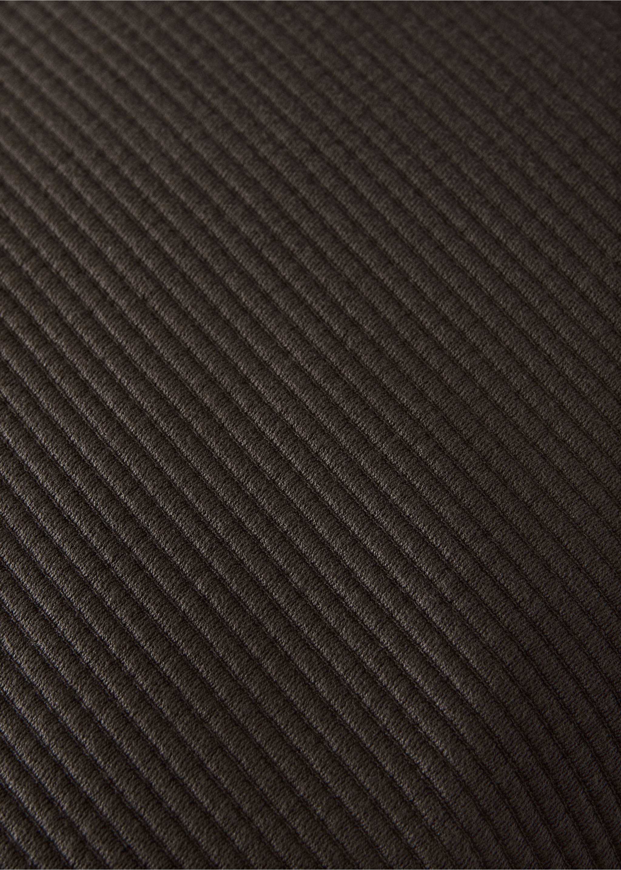 Bed cushion cas royal - Details of the article 3, Chocolate. Ref: 37062943-00.