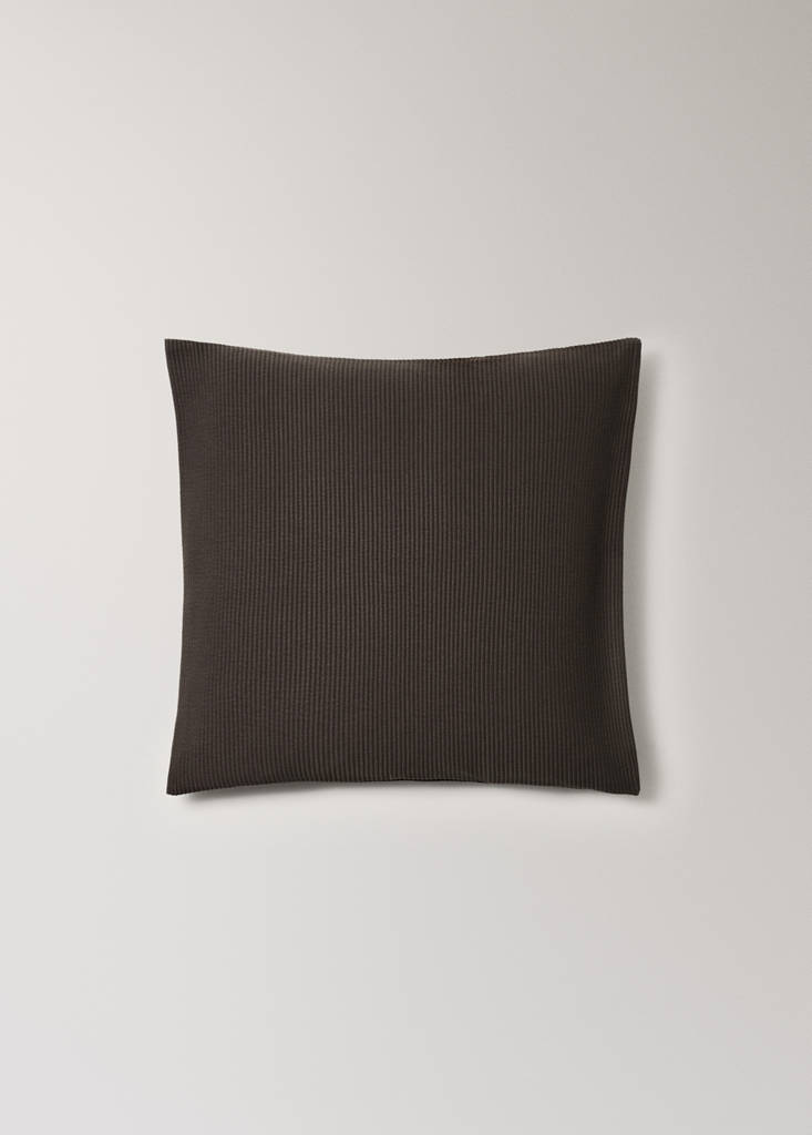 Bed cushion cover 100% cotton garment dye 50x50 - thumbnail 2