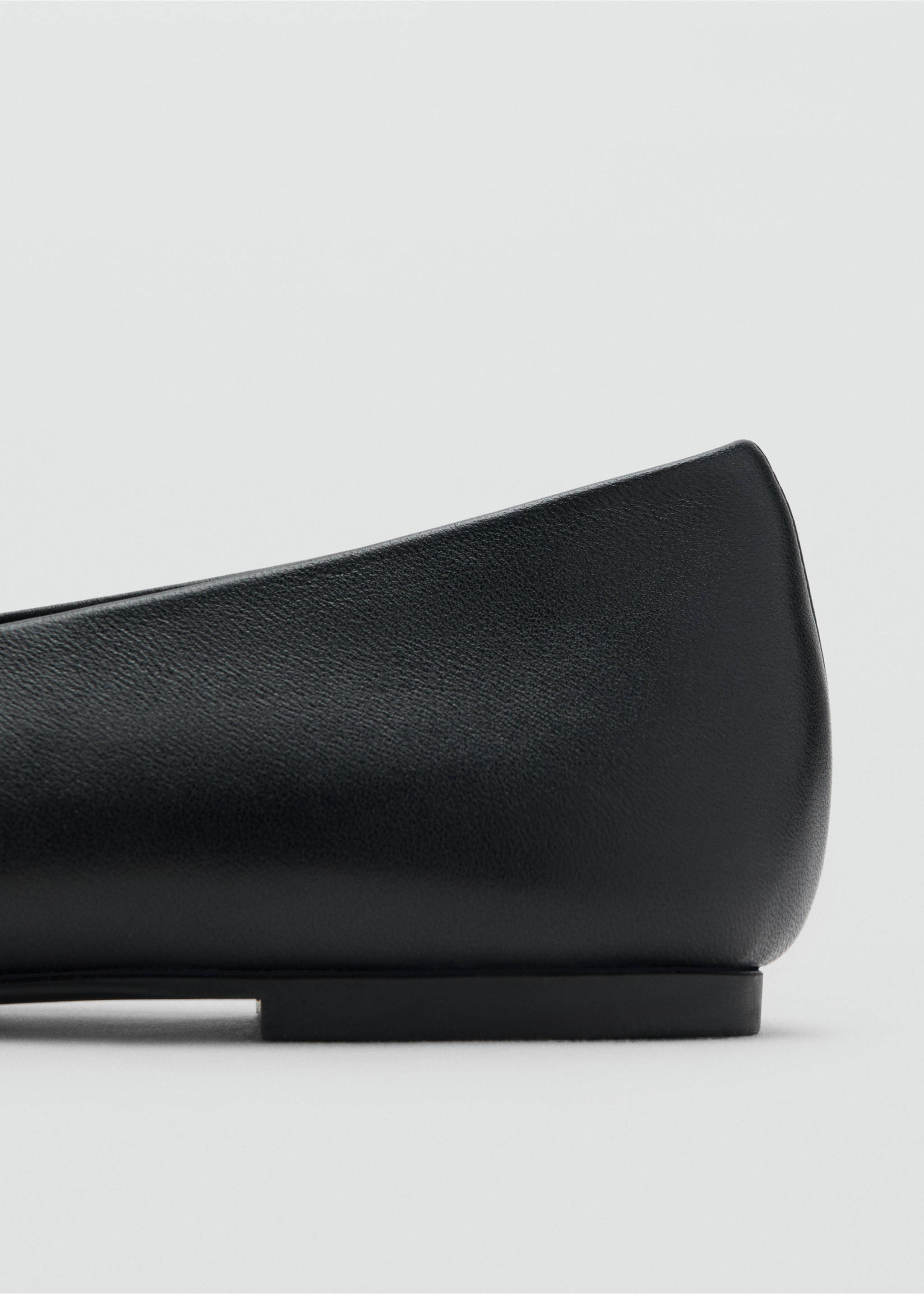 Leather flat shoes - Details of the article 1, Black. Ref: 37063283-00.