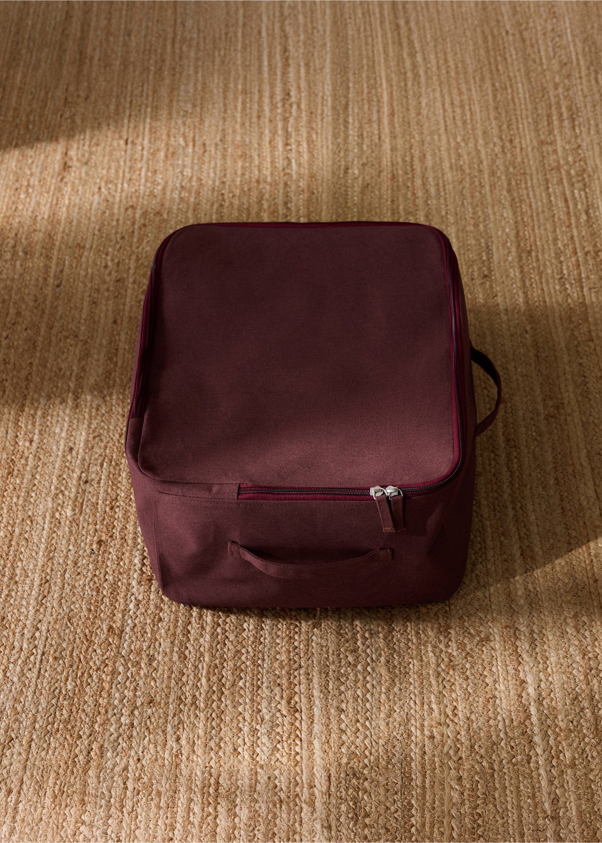 Storage box 18 x 49 x 38 cm - General plane, Burgundy. Ref: 37063289-00.