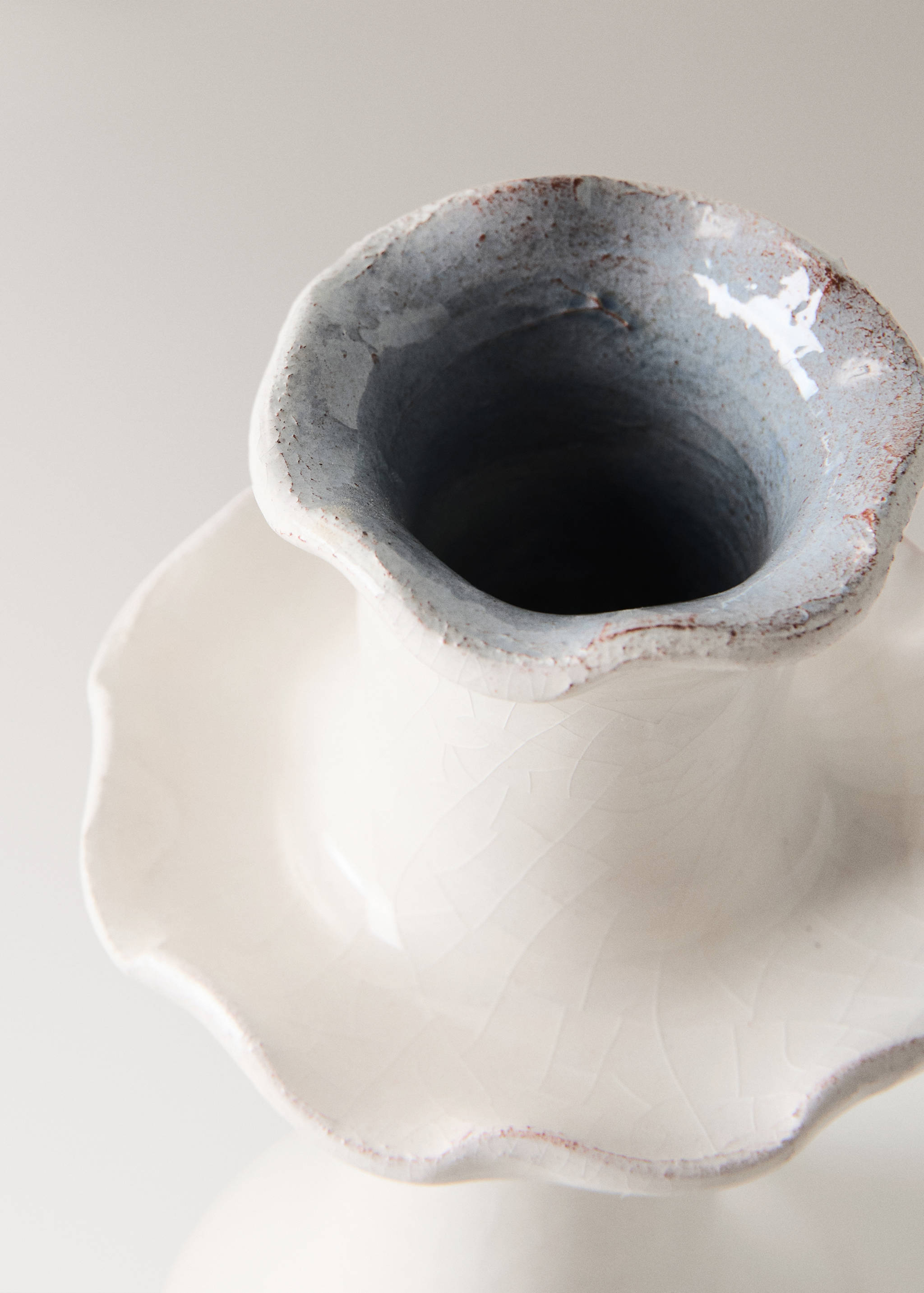 Ceramic candelabra - Details of the article 1