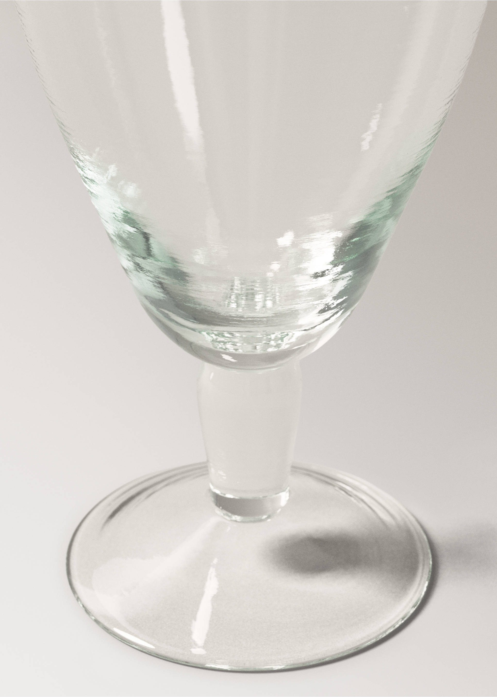 Transparent glass cup - Details of the article 2, Black. Ref: 37063297-00.