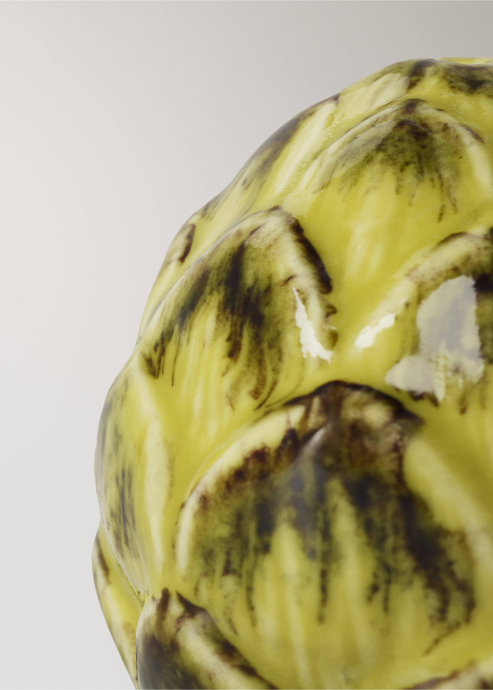 Artichoke stoneware salt and pepper shaker set - Details of the article 1, Green Apple. Ref: 37063308-00.