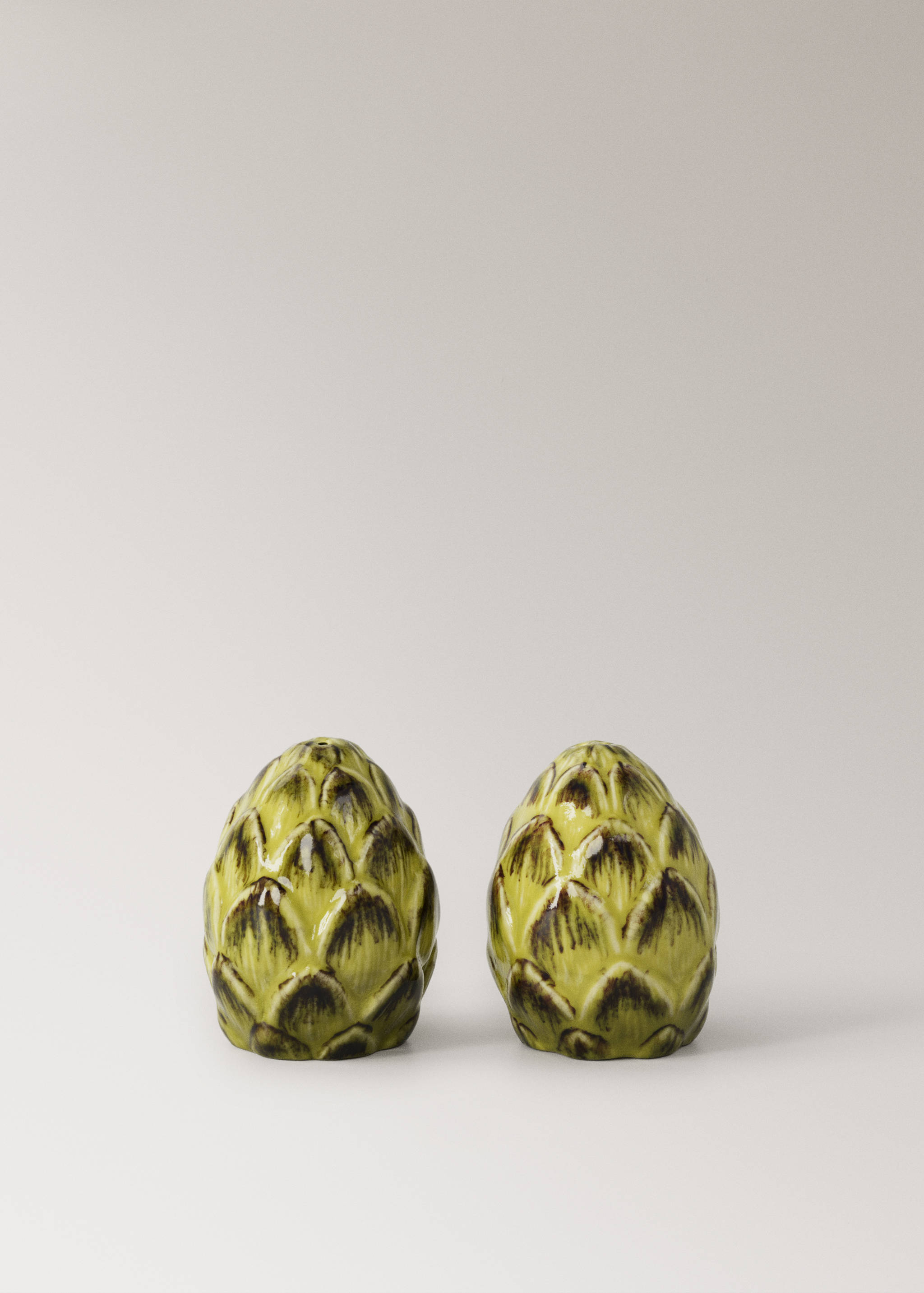 Artichoke stoneware salt and pepper shaker set - Article without model