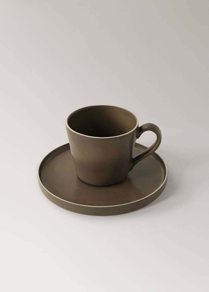 Stoneware tea cup and saucer — Chocolate