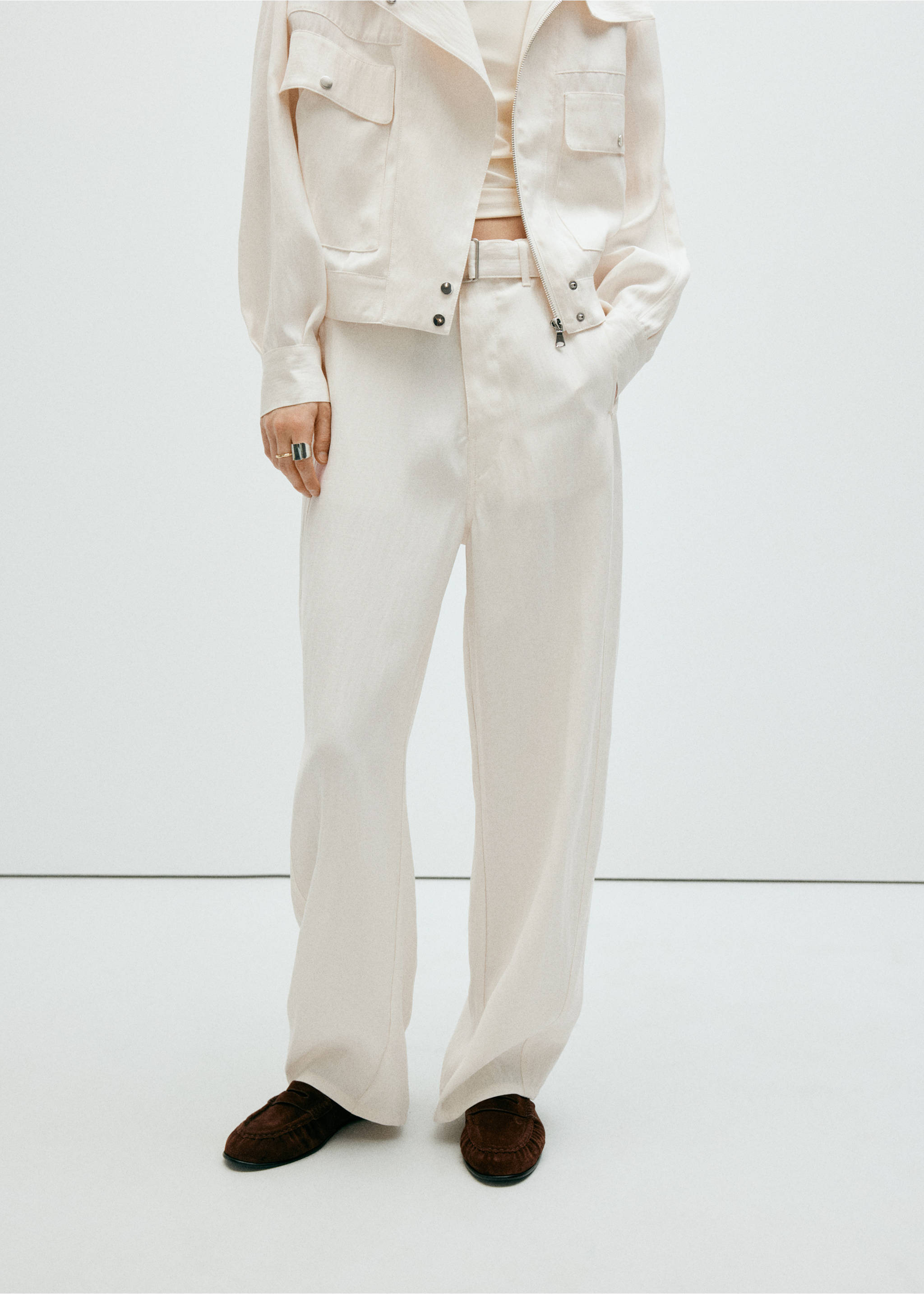 Belt straight-fit trousers - Medium plane, White. Ref: 37063316-00.