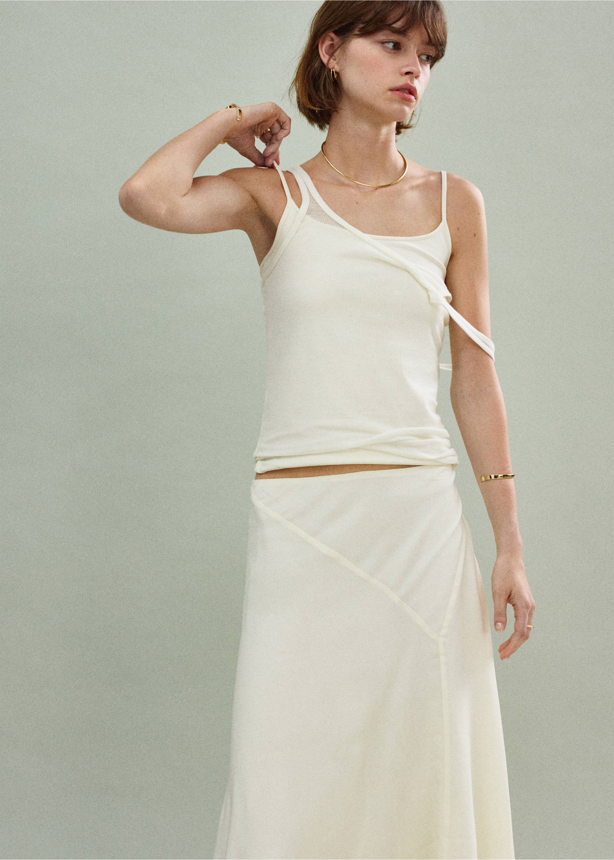 Asymmetric midi skirt - Details of the article 2, Off White. Ref: 37063319-00.