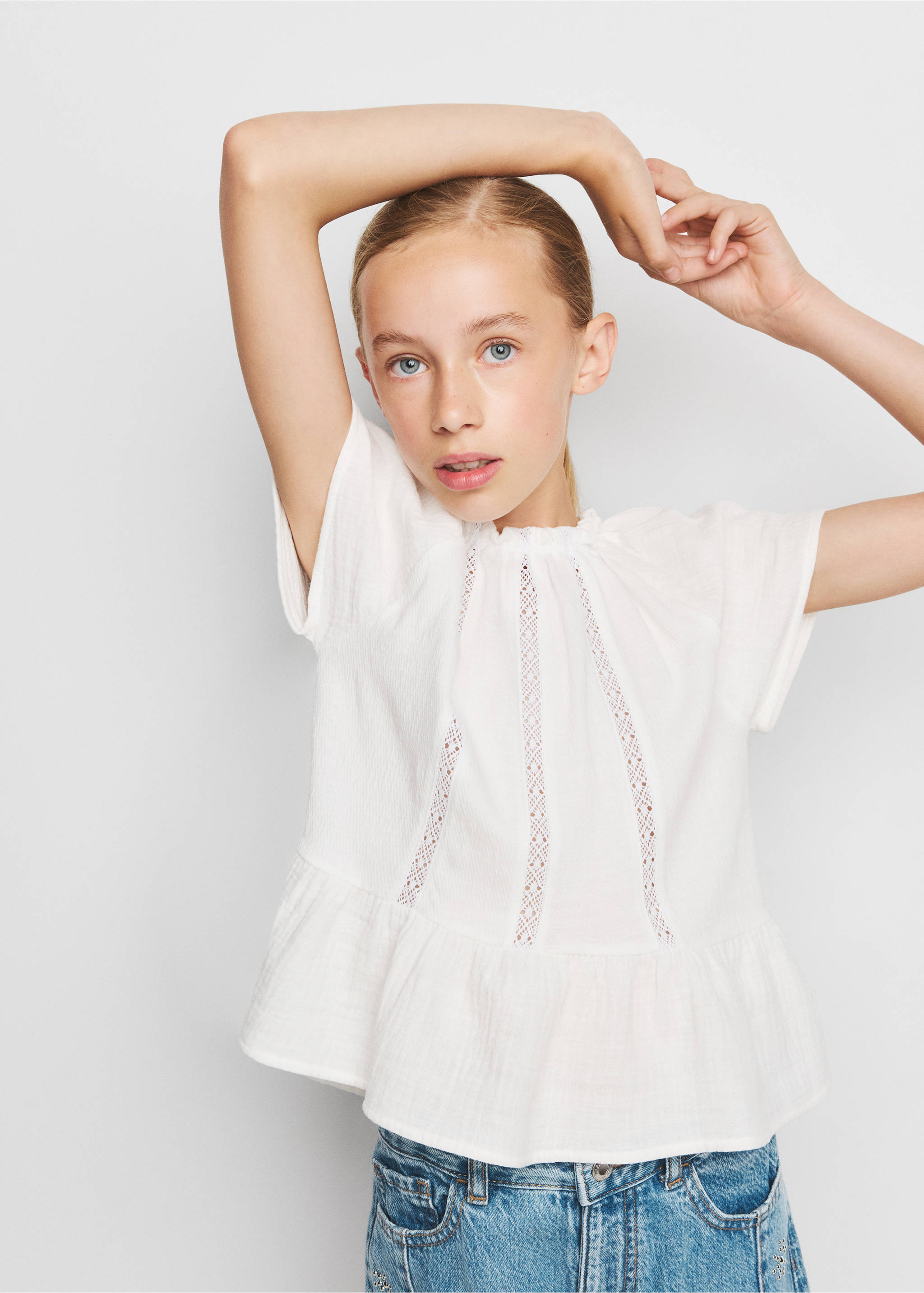 Cotton blouse with lace trim - Medium plane, Off White. Ref: 37063321-00.