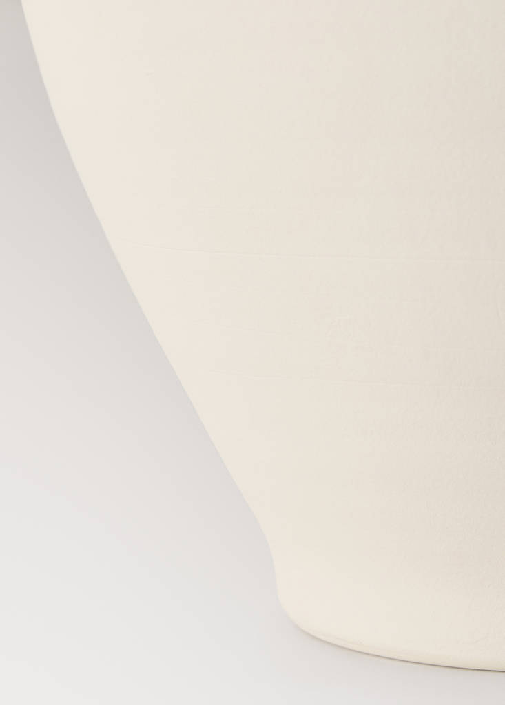 Small terracotta vase with handles — Off White
