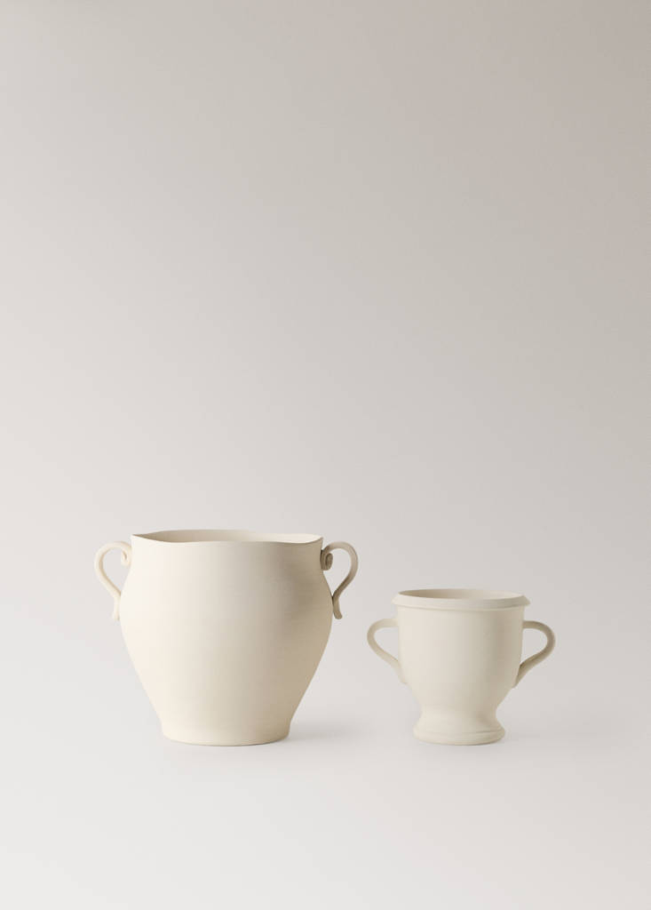 Small terracotta vase with handles — Off White