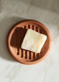 Striped resin soap dish — Ochre 1