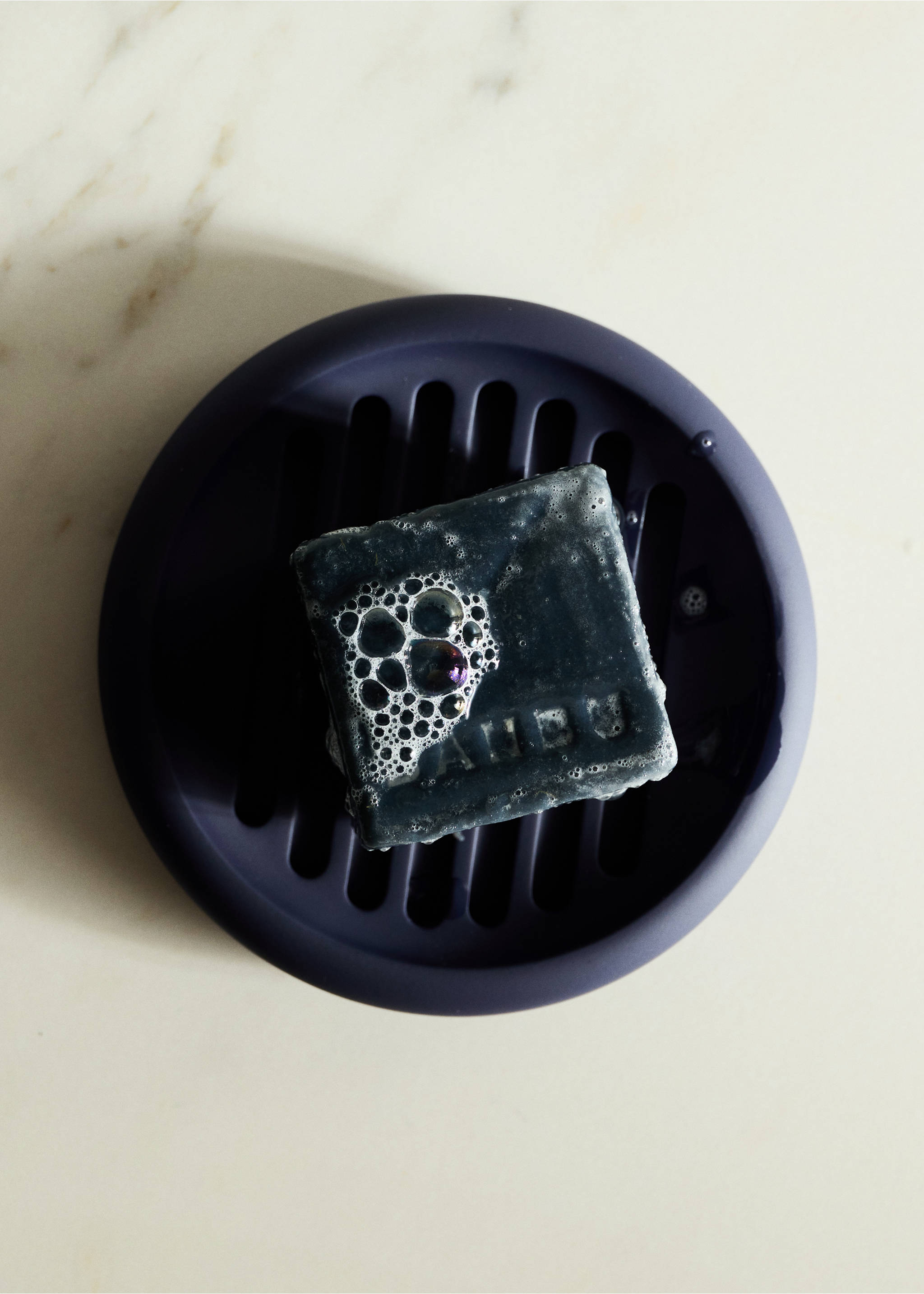 Striped resin soap dish - General plane, Blue. Ref: 37063860-00.