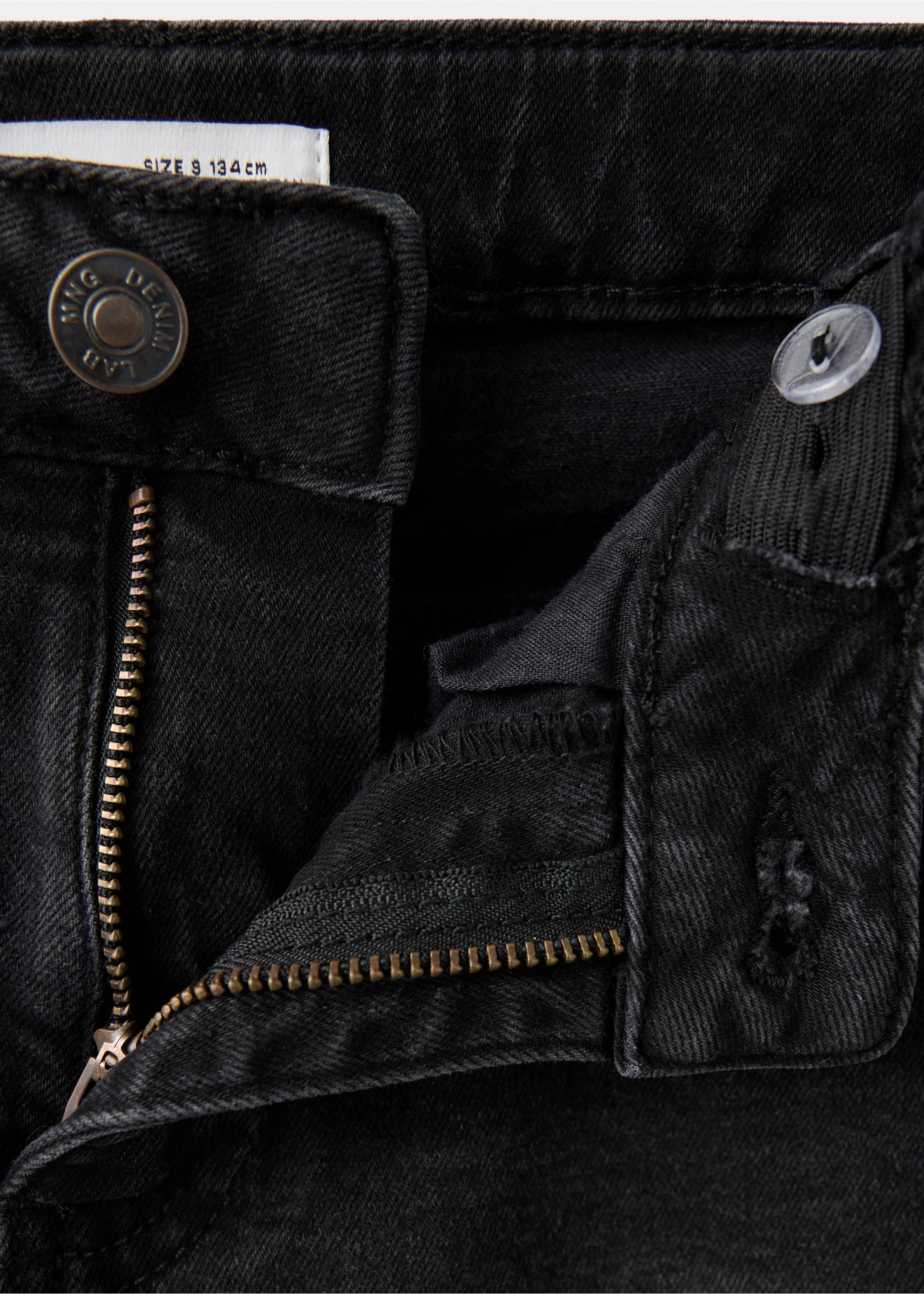 Jeans slim - Details of the article 8, Black denim. Ref: 37063863-00.