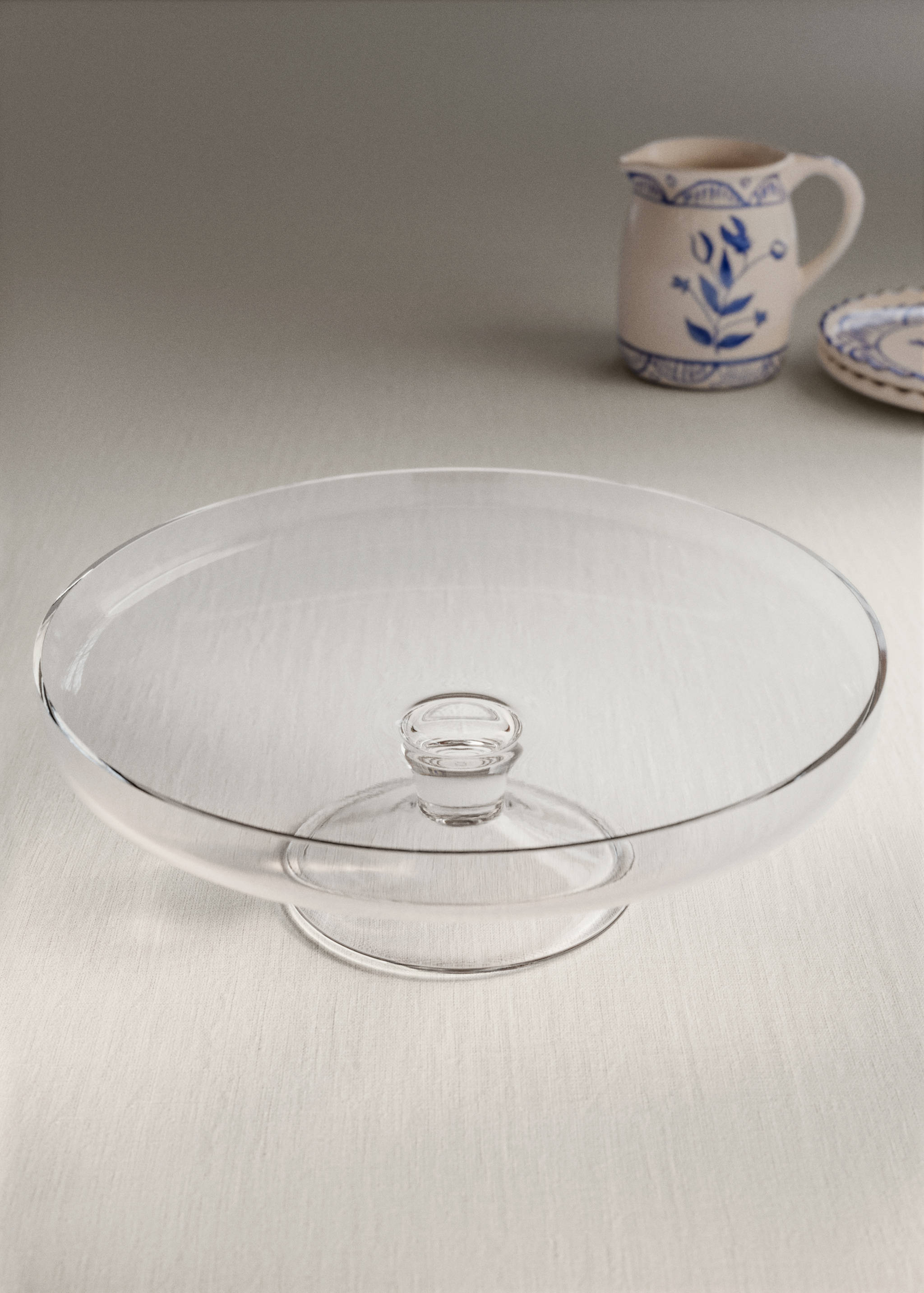 Glass cake stand - General plane