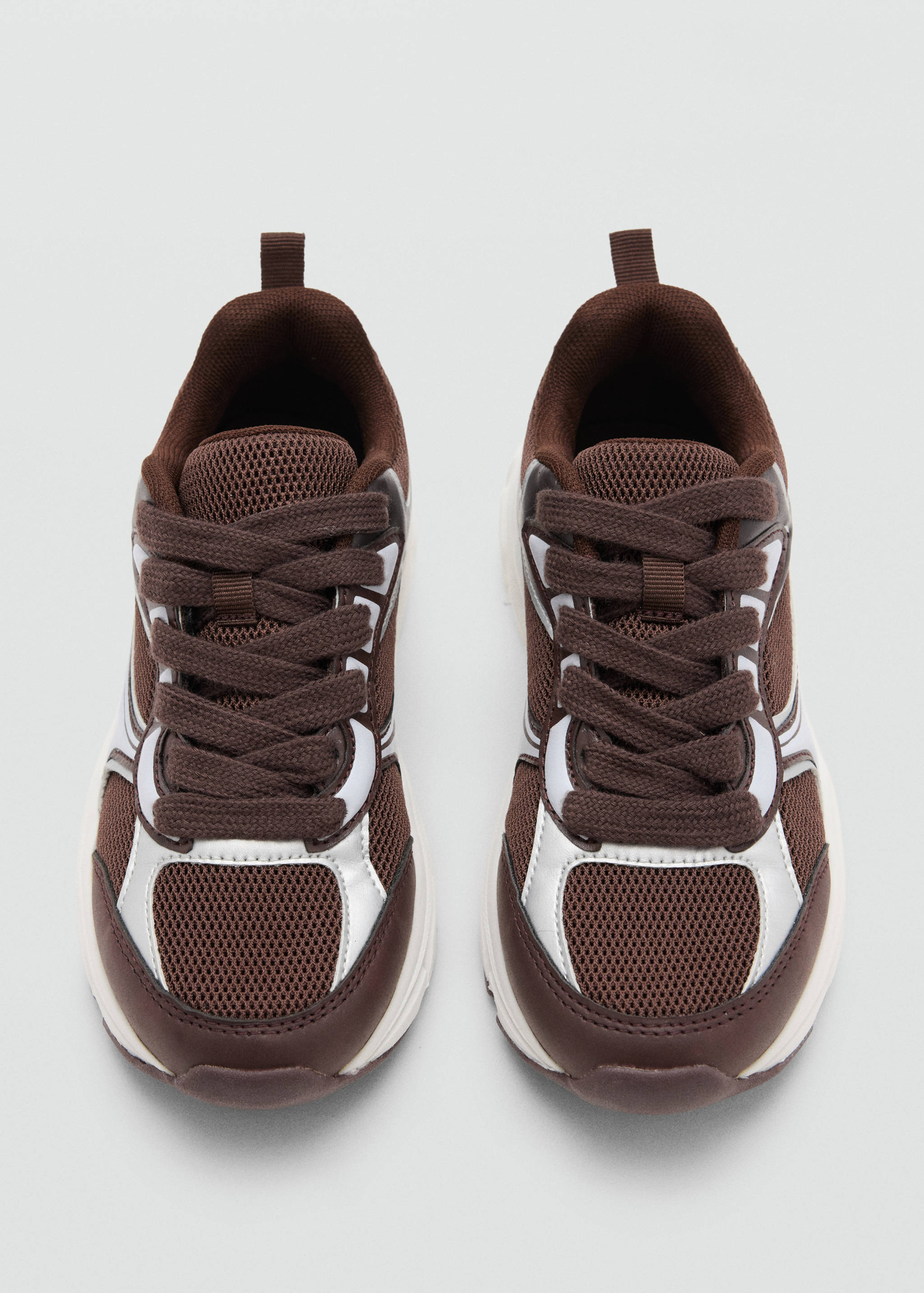 Two-tone sports top - Details of the article 2