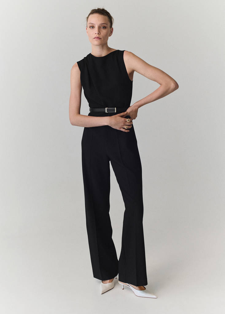 Straight-fit jumpsuit with belt — Black