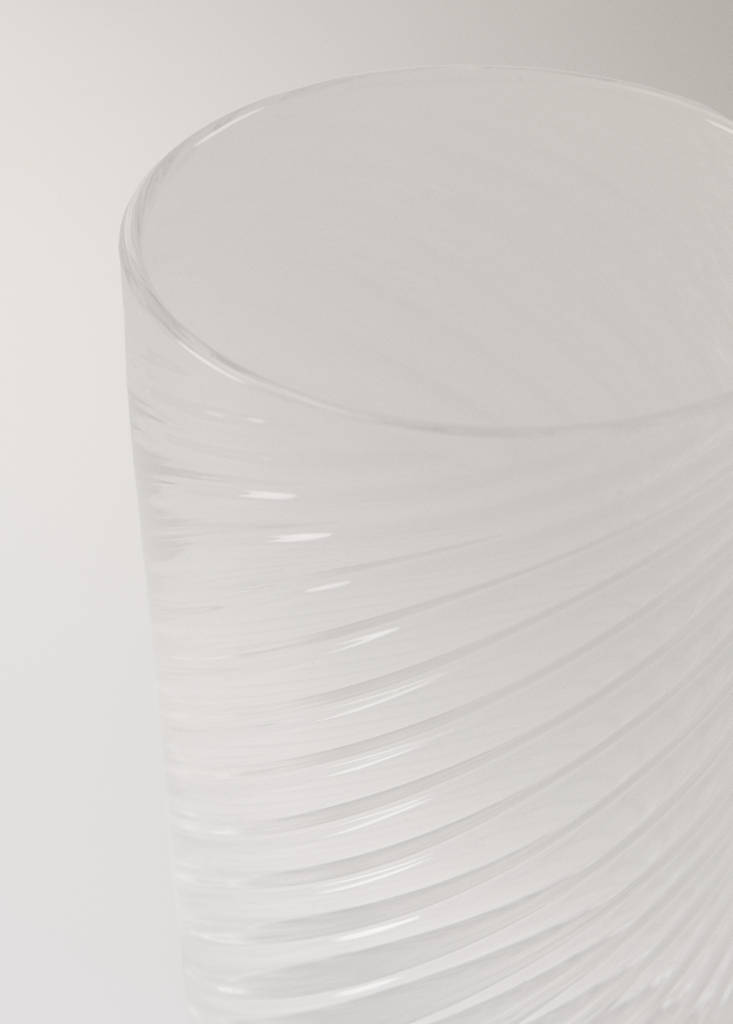 Medium embossed borosilicate tumbler — Ice Grey