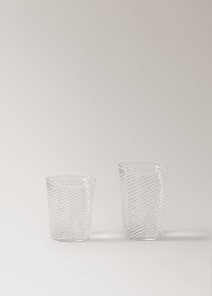 Medium embossed borosilicate tumbler — Ice Grey