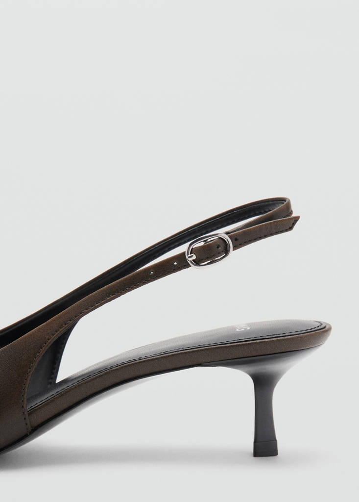 Worn-effect heeled shoe — Chocolate
