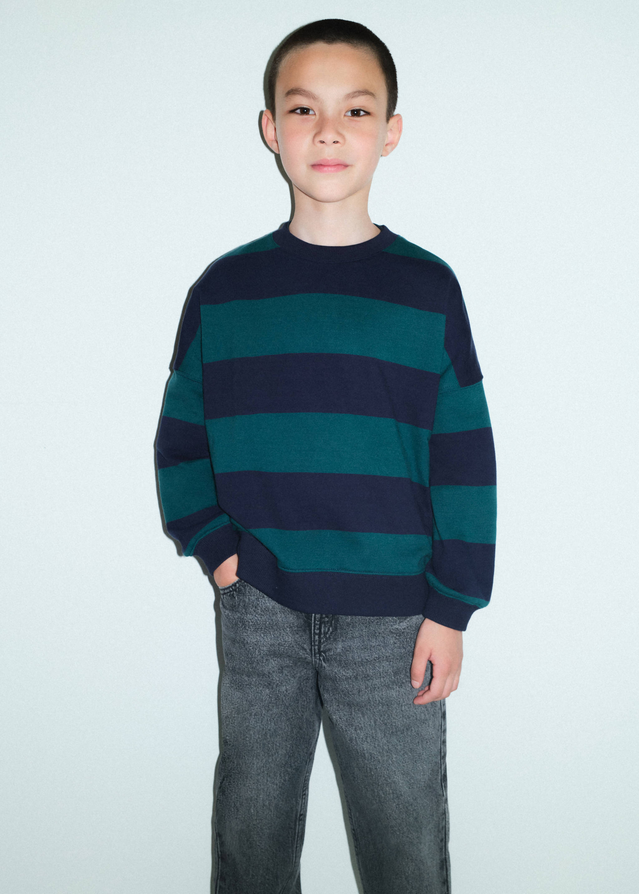 Camisola às riscas com boxy fit - Pormenor do artigo 5