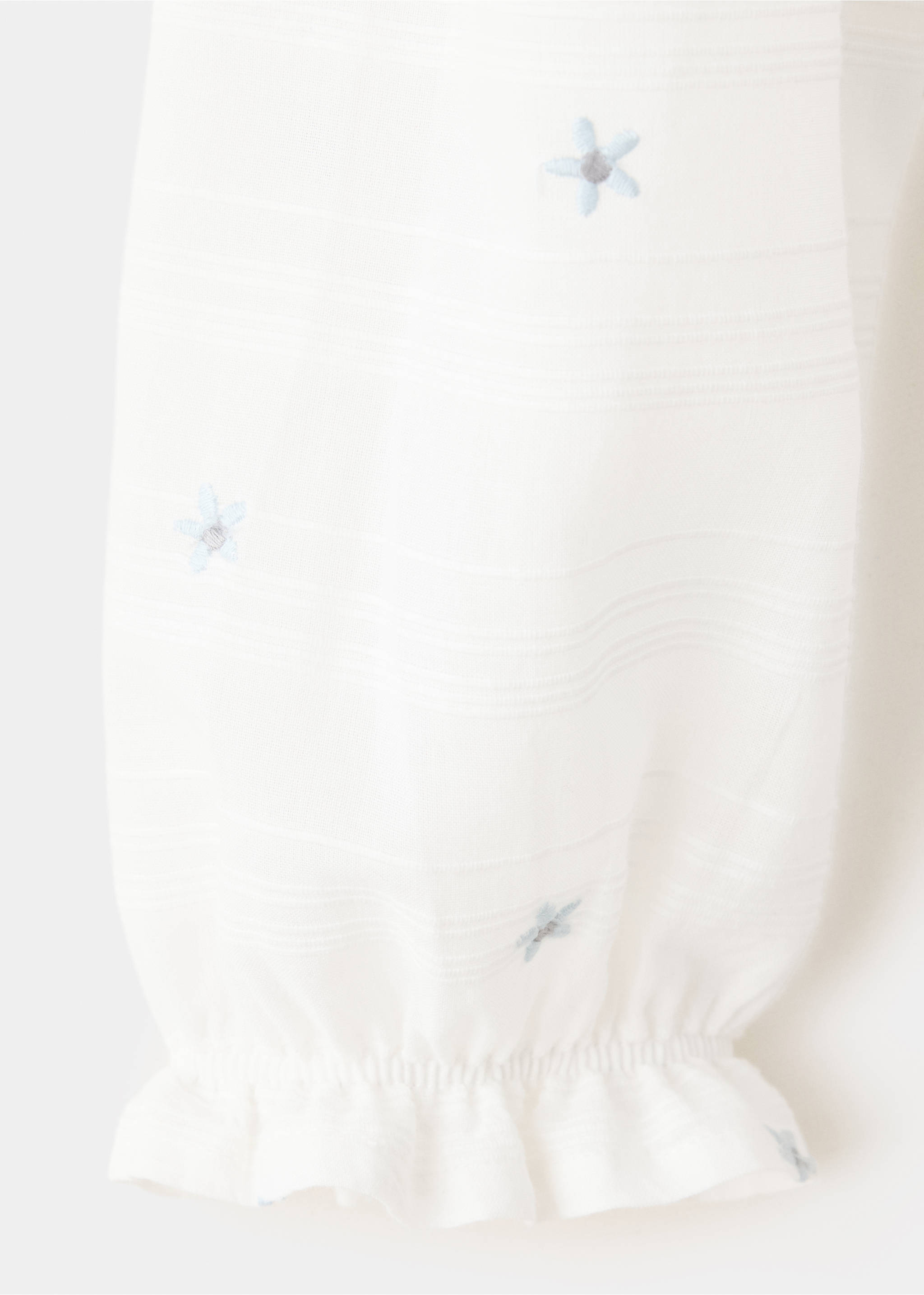 Blusa 100% algodón bordados florales - Detalle del artículo 0, Blanco roto. Ref: 37063884-00.