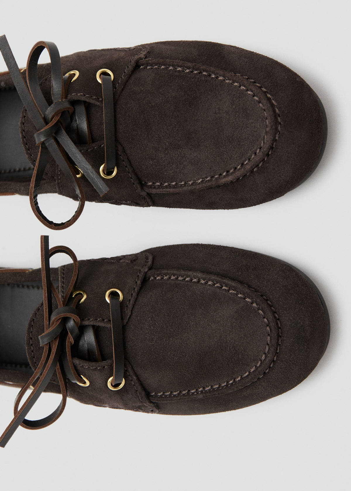 Suede deck shoe — Chocolate