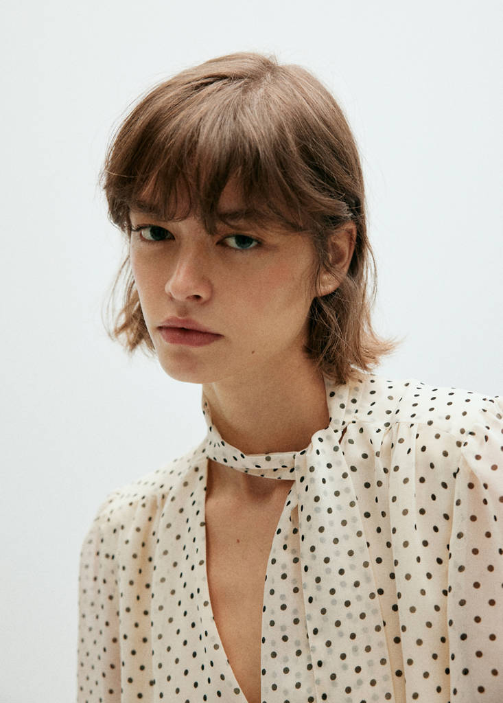 Polka dot dress with foulard detail — Ecru
