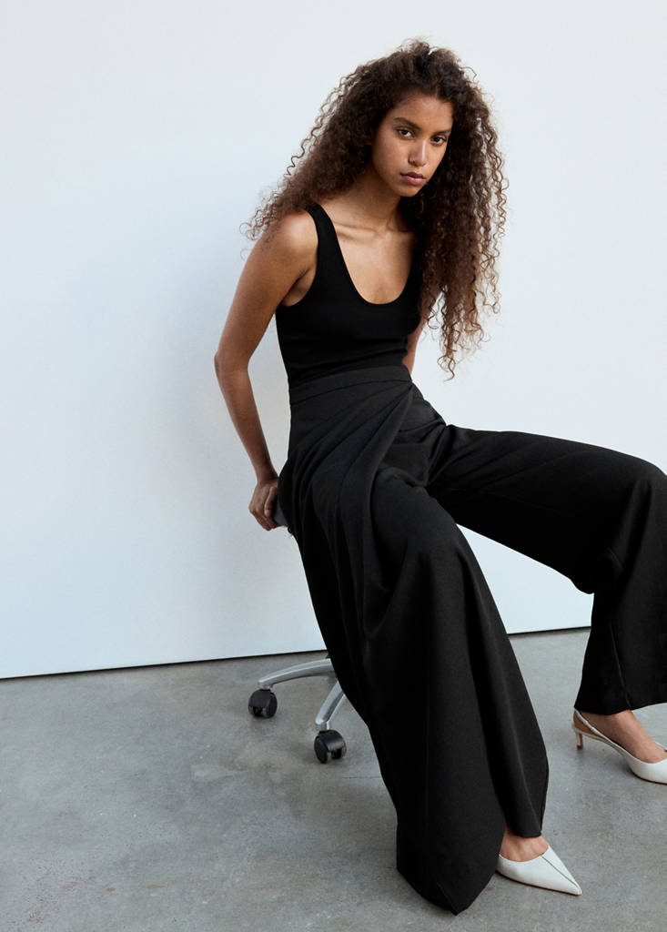Strappy jumpsuit — Black