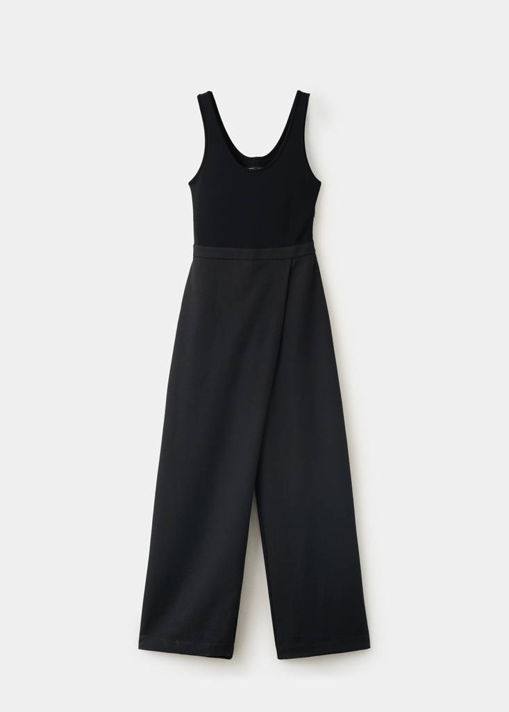 Strappy jumpsuit — Black