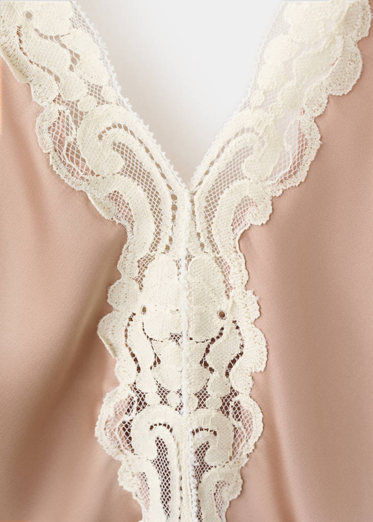 Satin lace top — Light Pink
