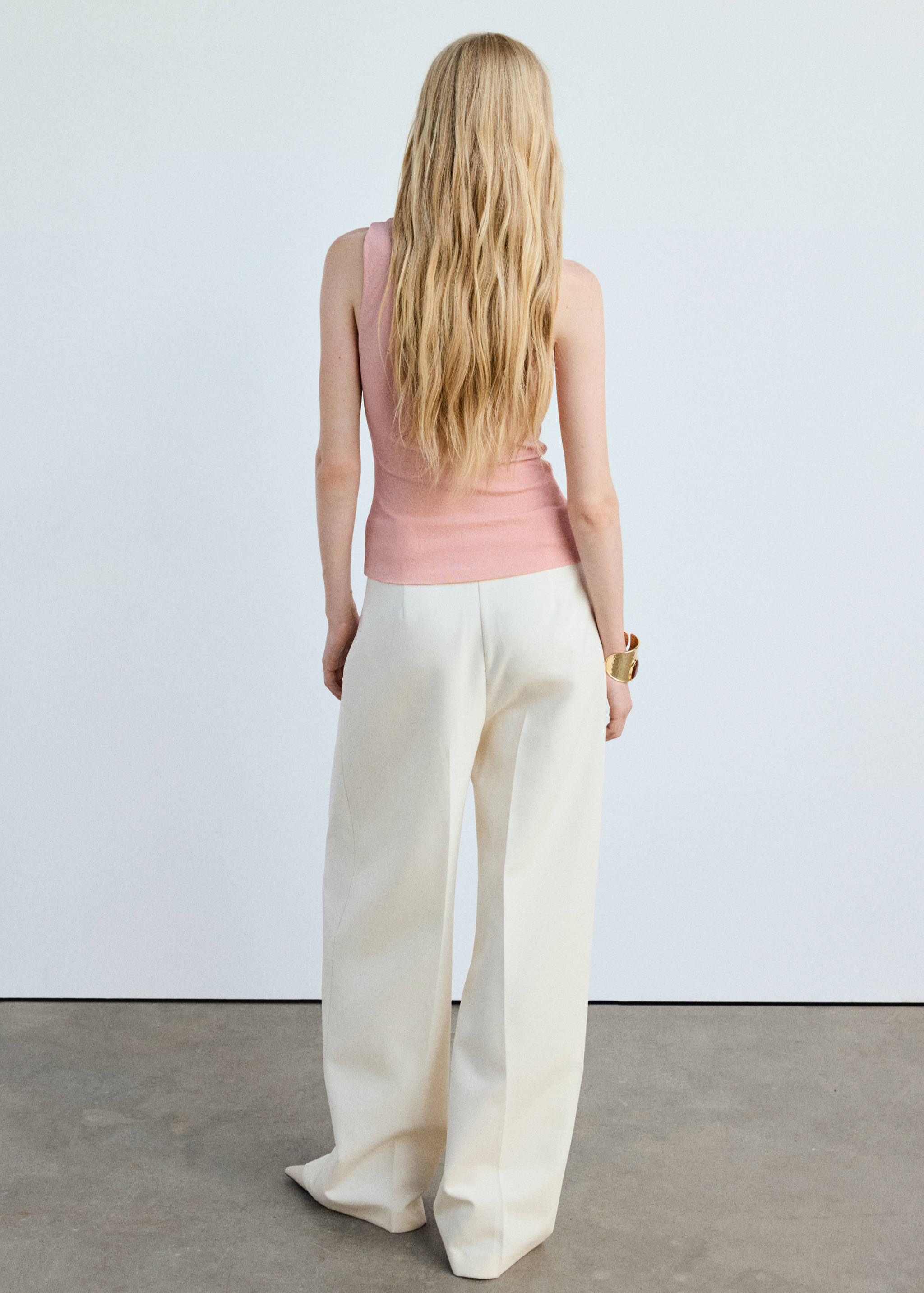 Fitted fine-knit top - Reverse of the article