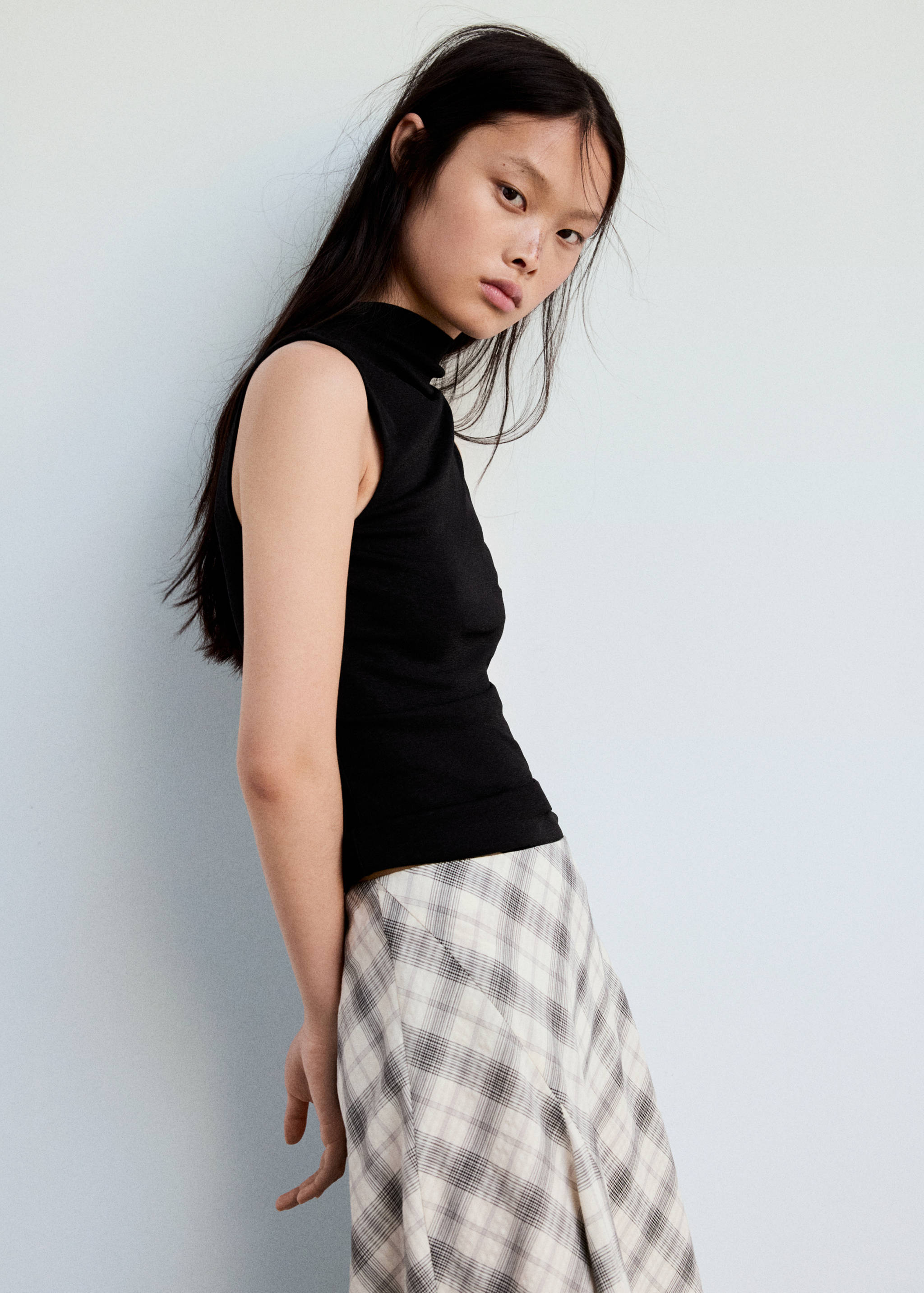 Fitted fine-knit top - Bild av mittparti