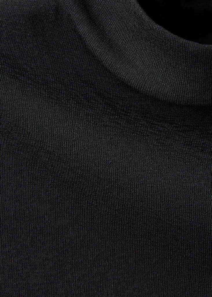 Fitted fine-knit top — Black