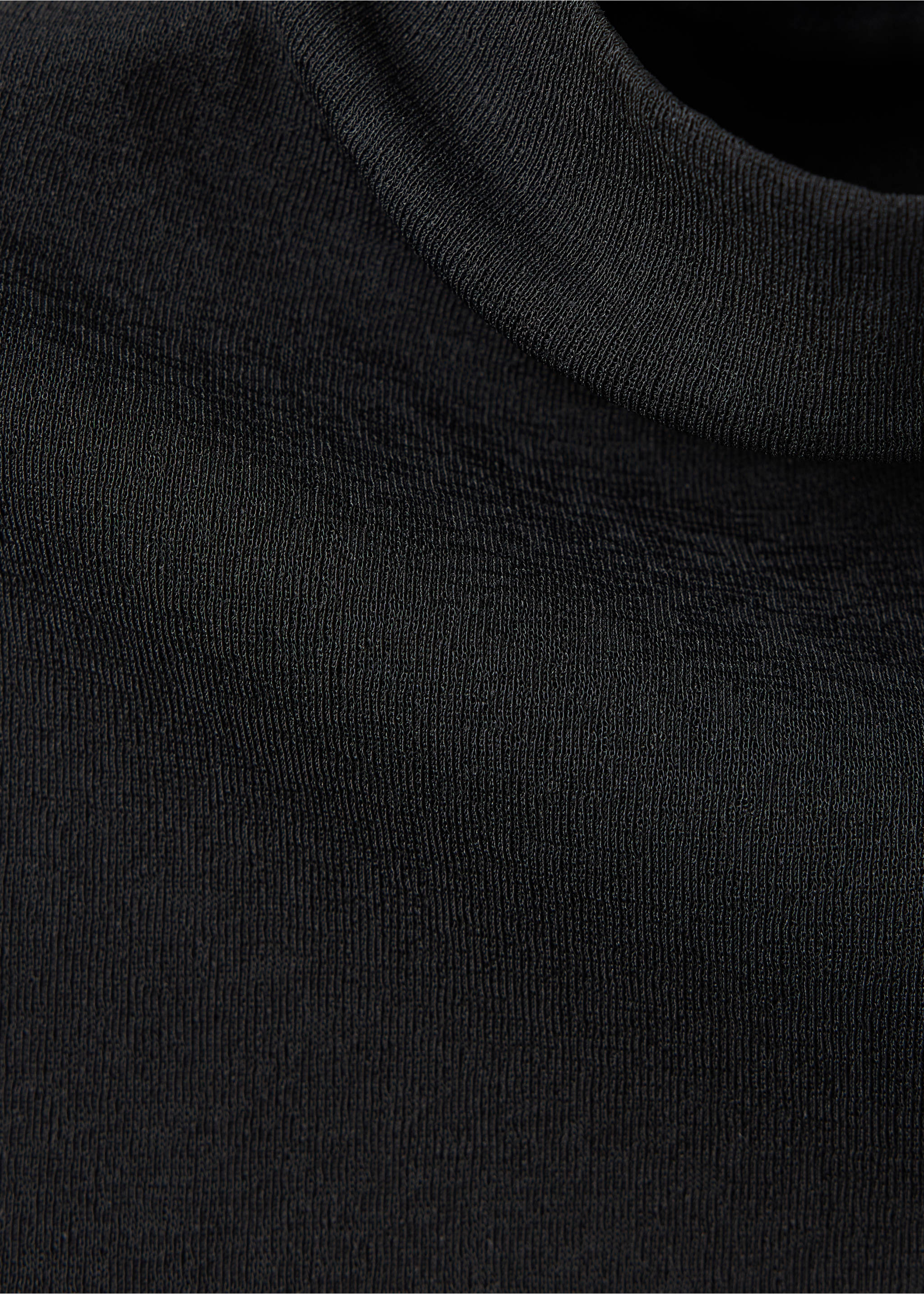 Fitted fine-knit top - Details of the article 8, Black. Ref: 37064075-00.