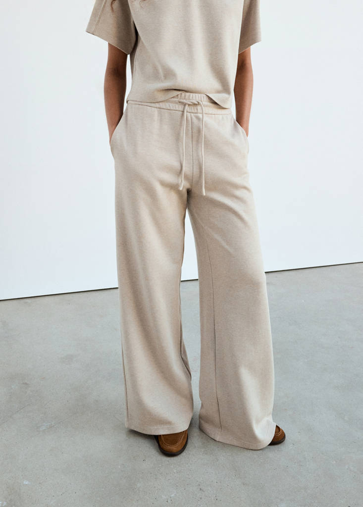 Fine-knit straight-fit trousers — Ecru