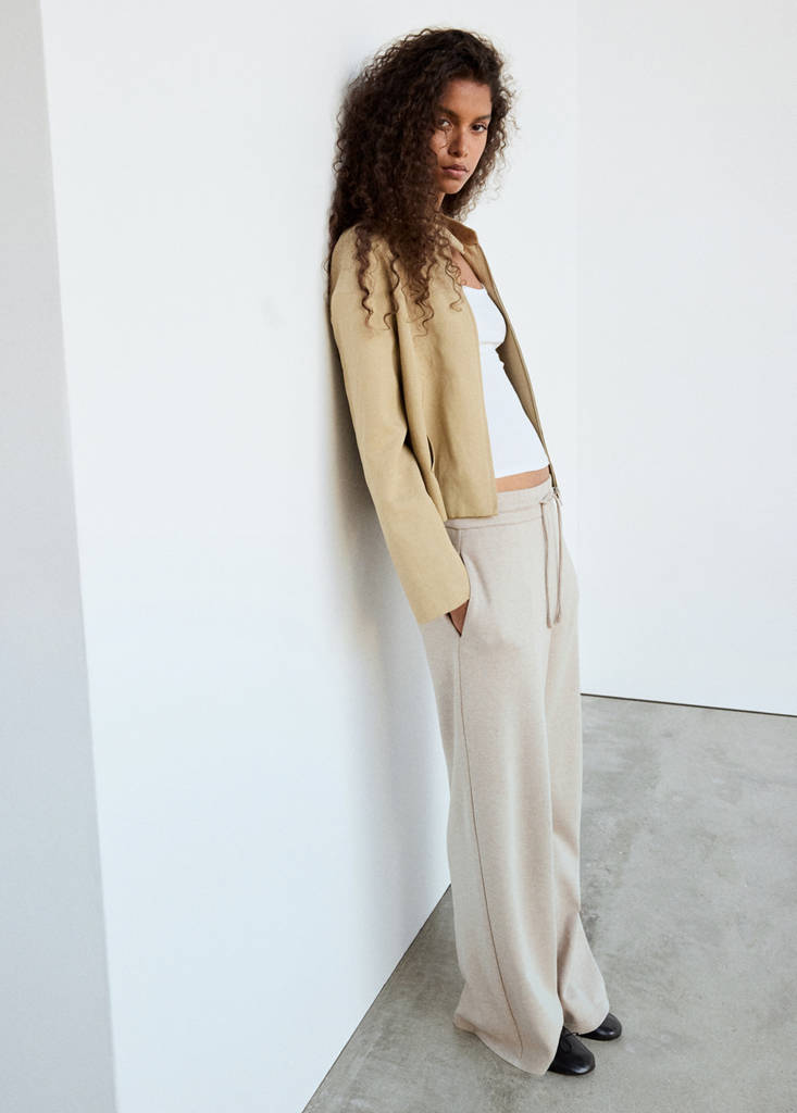 Fine-knit straight-fit trousers — Ecru