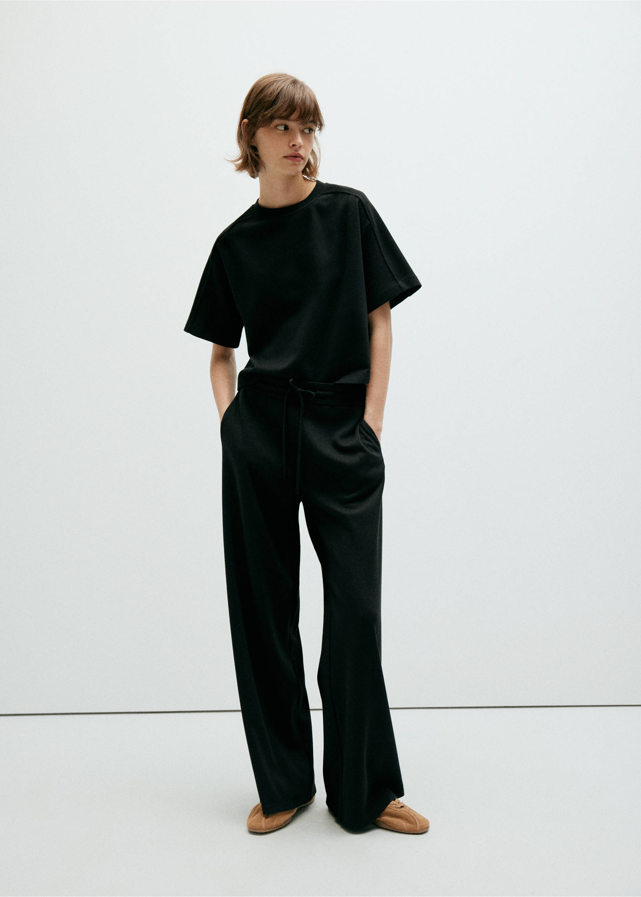 Fine-knit straight-fit trousers - General plane, Black. Ref: 37064076-00.