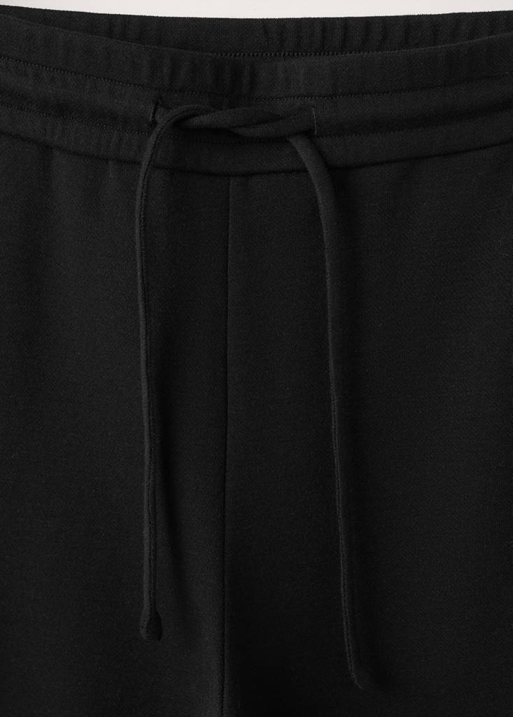 Fine-knit straight-fit trousers — Black