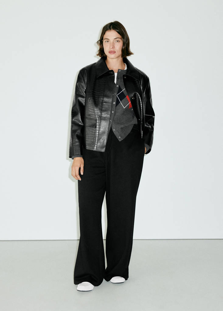 Fine-knit straight-fit trousers — Black
