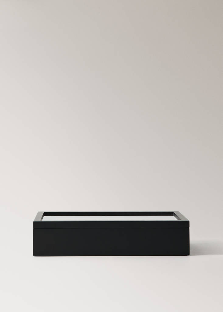 Lacquered wooden jewellery box — Black