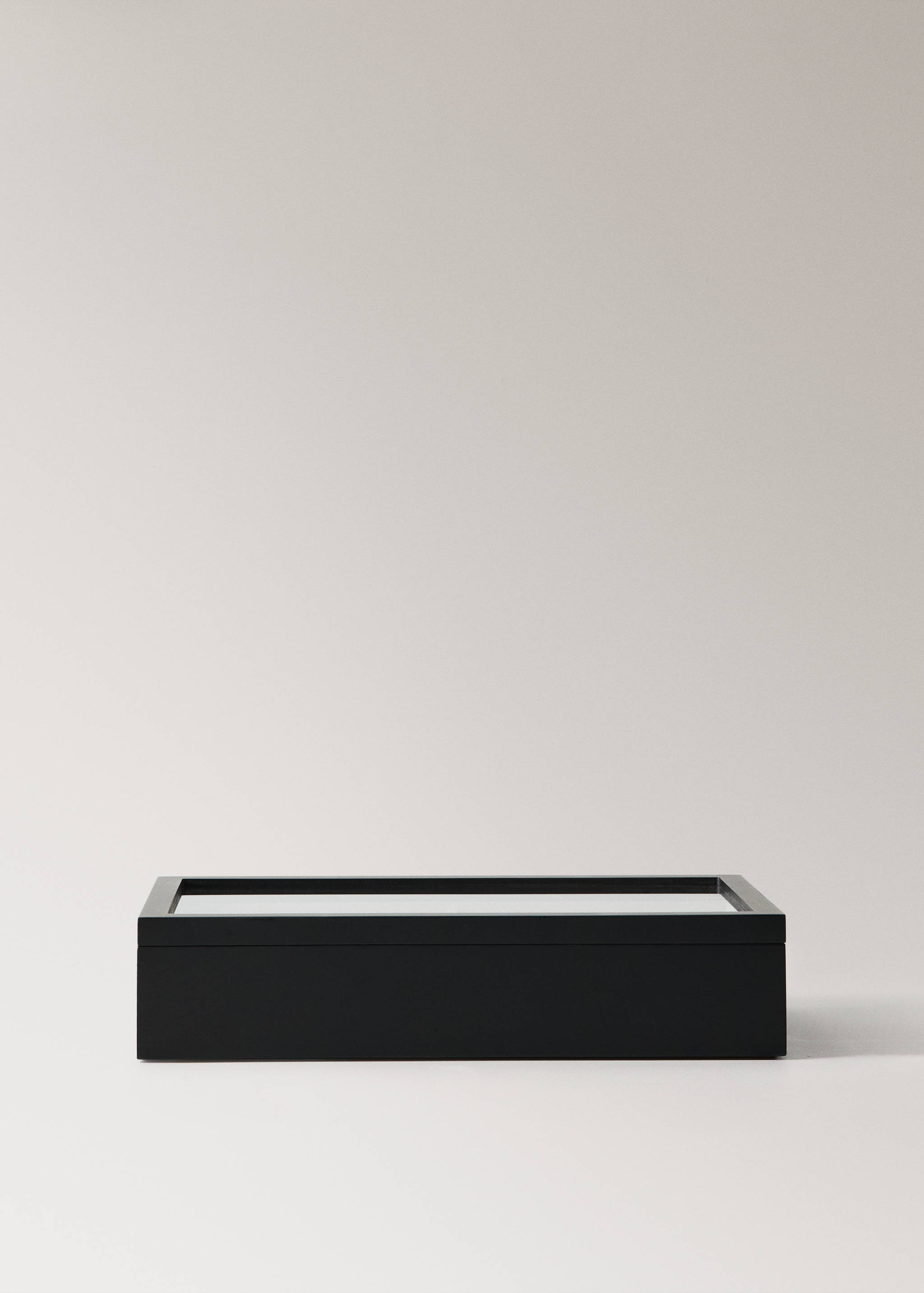 Lacquered wooden jewellery box - Article without model