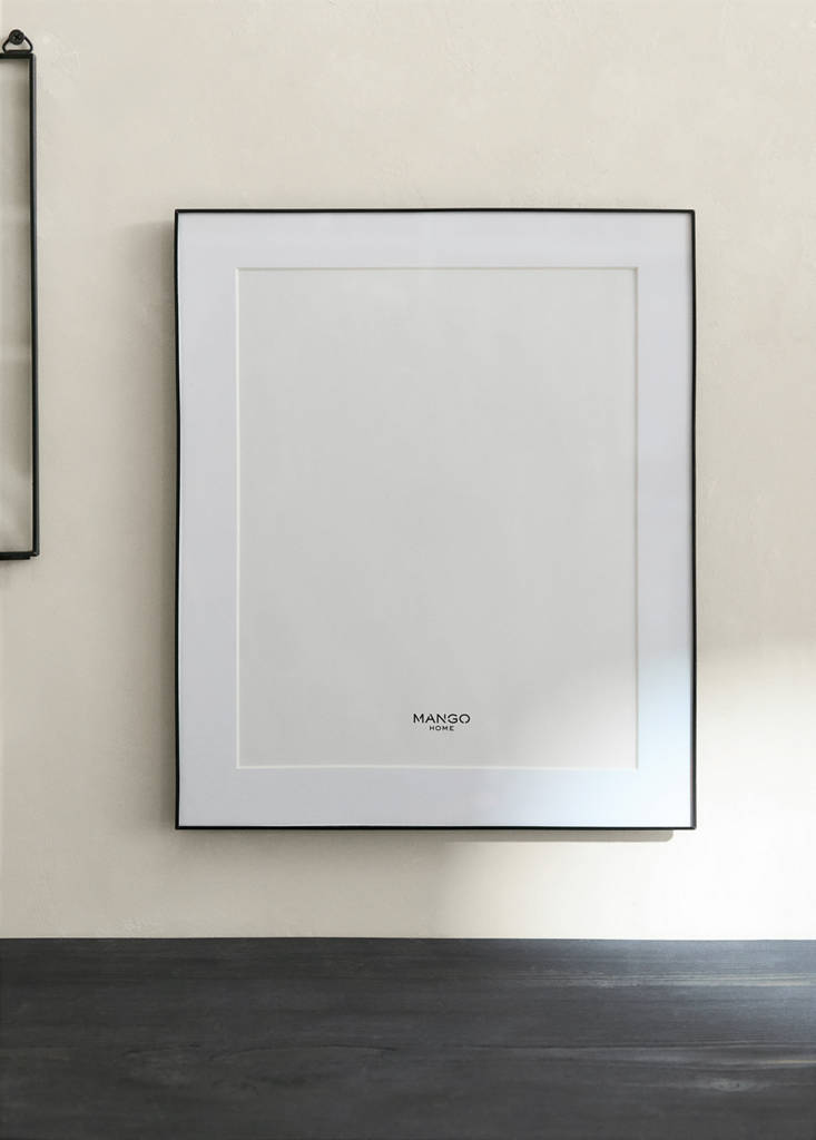 Large metallic profile photo frame — Black