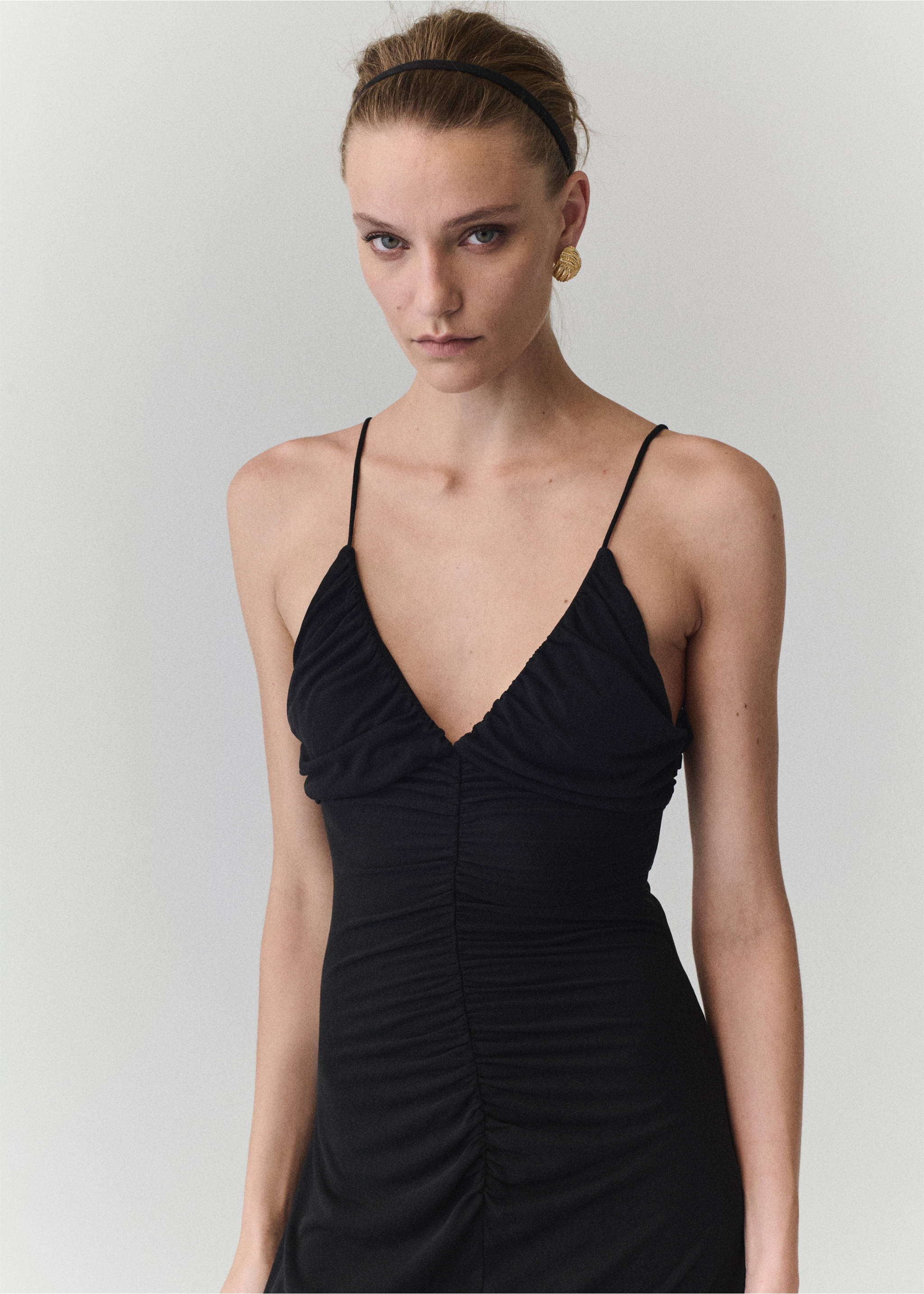 Ruched V-neck dress - Medium plane, Black. Ref: 37064086-00.