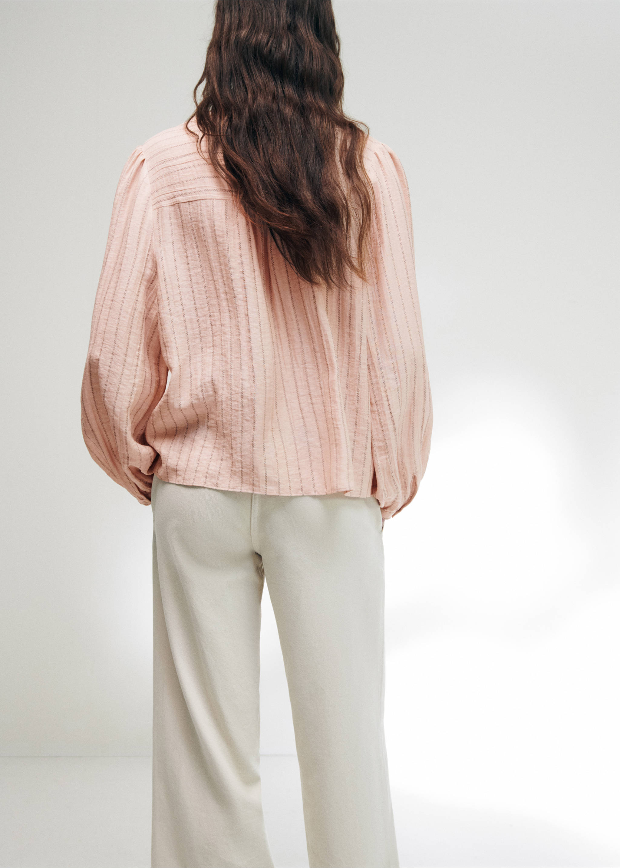Striped blouse with cut-out details - Reverse of the article, Pastel Pink. Ref: 37064092-00.