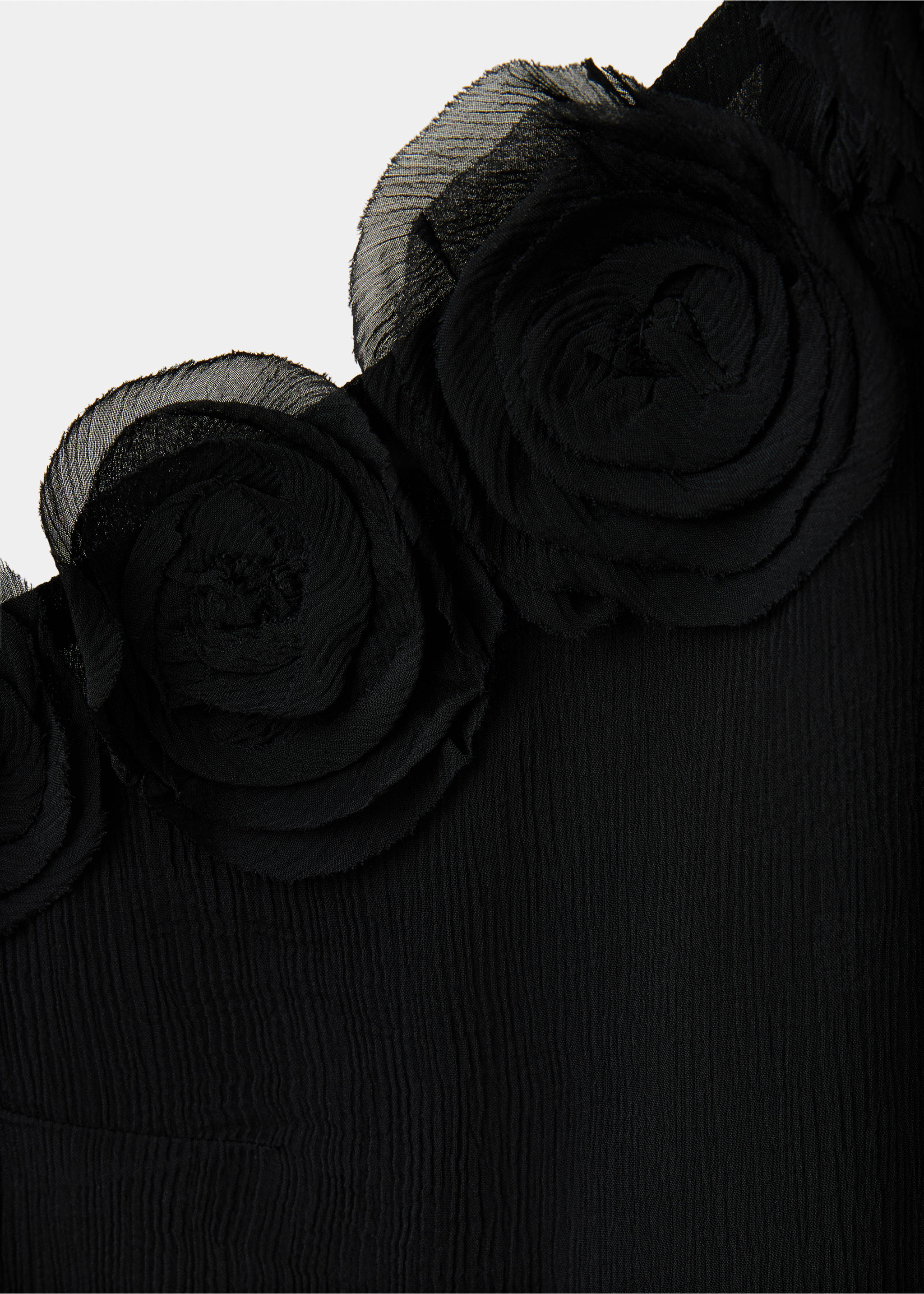 Chiffon halter top - Details of the article 8, Black. Ref: 37064093-00.