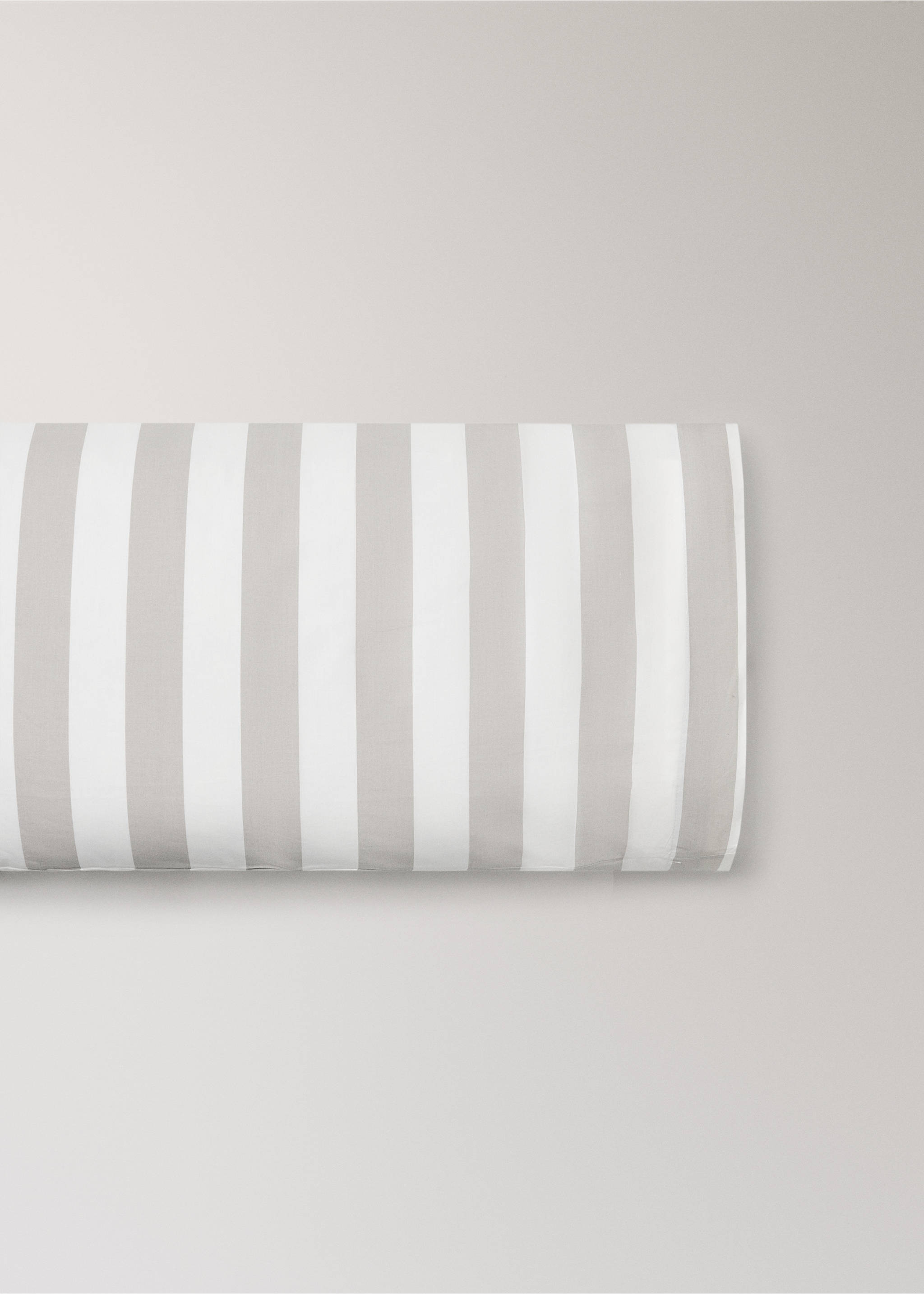 Striped printed cotton pillowcase 45x110cm - Article without model, Sand. Ref: 37064096-00.