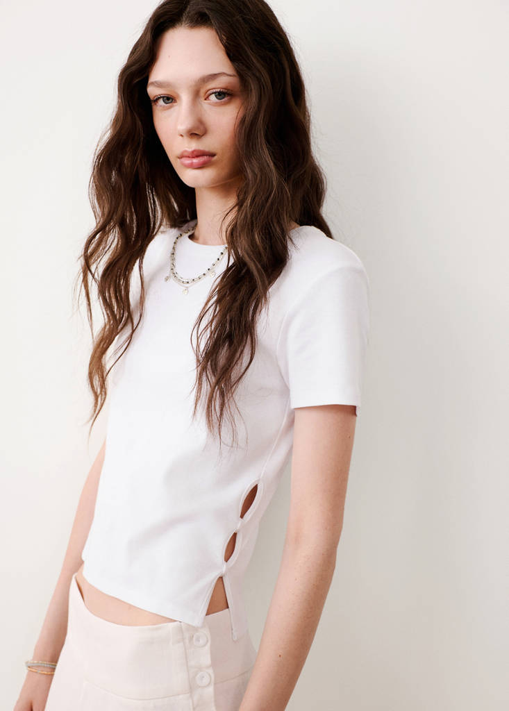 Open detail T-shirt — Off White