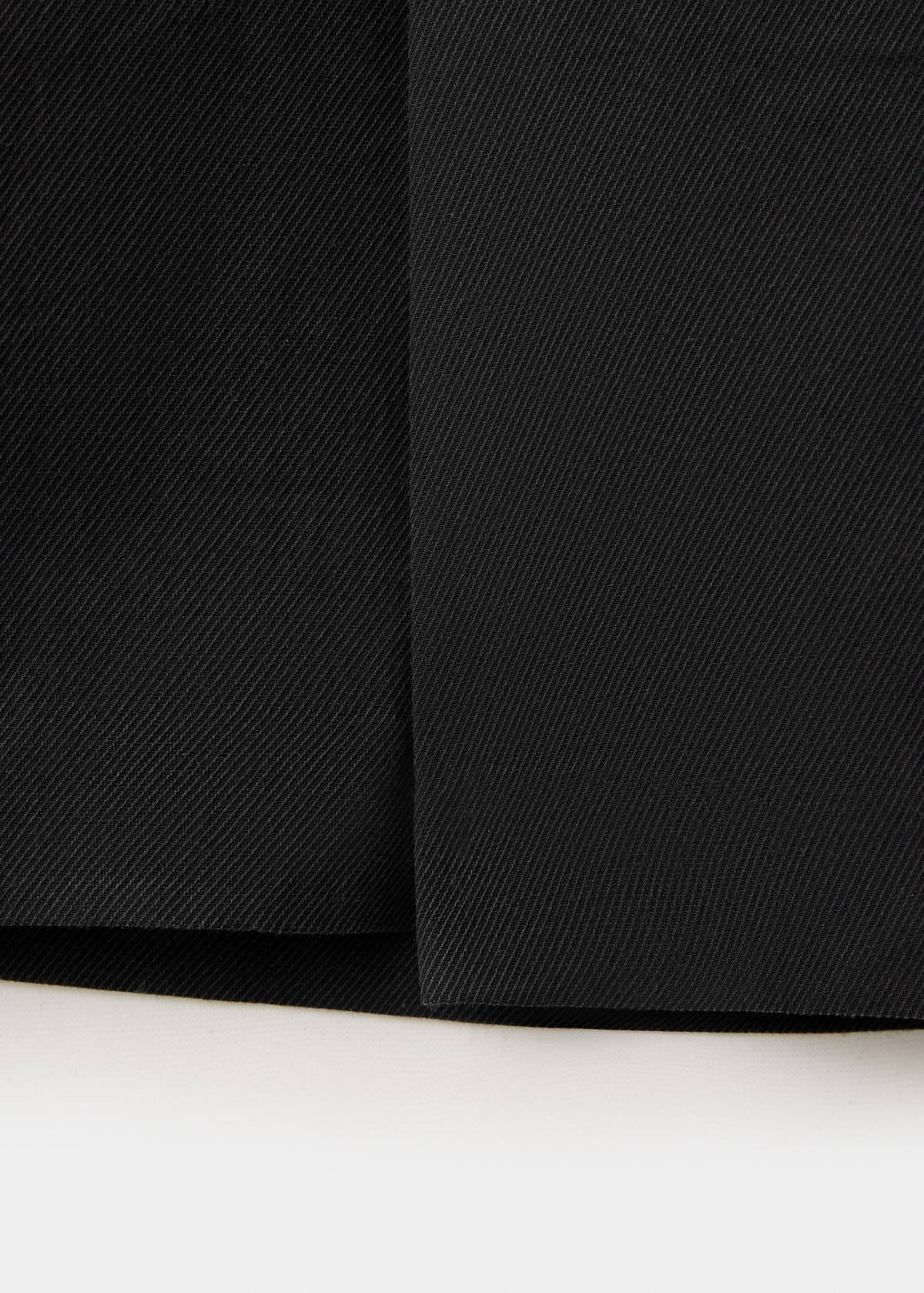 Wide leg pleated trousers — Black
